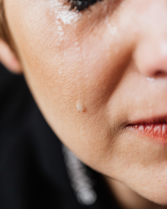 Piangere fa bene? La risposta è: sì. E ti spieghiamo perché.